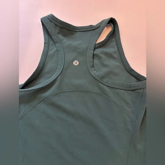 PROMO: BUY 3 GET 1 FREE | Set of 4 Lululemon Tanks | Align & Swiftly | Size XS - Picture 9 of 9
